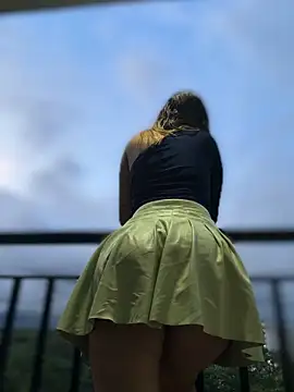Samantha bigboobs online show from May 3, 11:08 pm