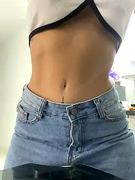 Samantha bigboobs online show from November 7, 9:53 pm