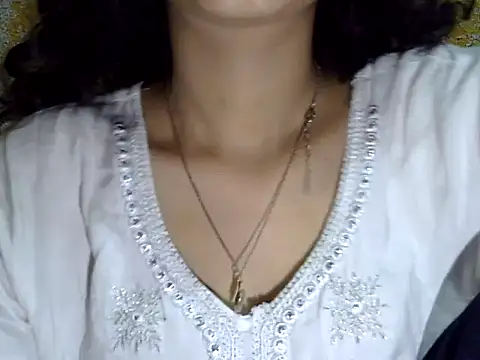 Horny honey69 online show from October 7, 2:32 pm