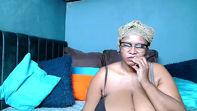 BustyBela42 online show from May 13, 12:06 am
