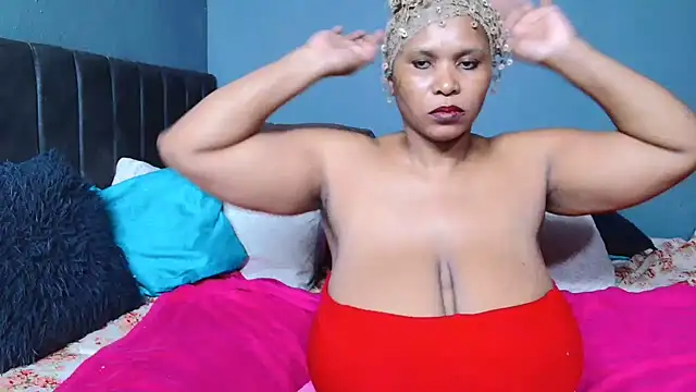 BustyBela42 online show from July 22, 6:20 pm