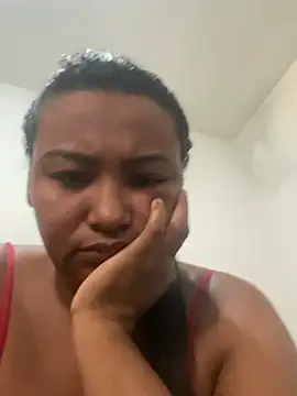 Mariaapimentinha online show from May 18, 12:55 pm
