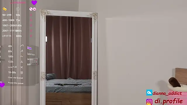 uhlala   online show from November 6, 6:41 am