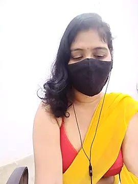 Snapshot of Lucky-Deepthi chatting on October 13, 10:56 pm Lucky-Deepthi online show from October 13, 10:56 pm