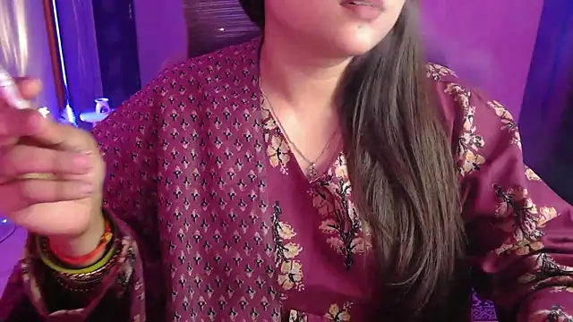 Mitikaa online show from October 18, 9:05 pm