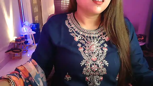 Mitikaa online show from May 4, 1:37 pm