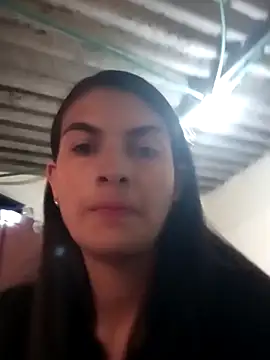 blue and whithe online show from April 9, 4:56 pm