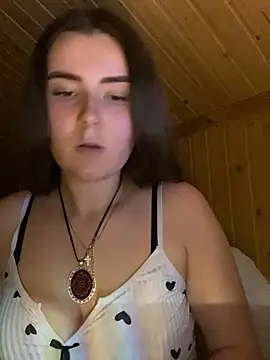 mewKate online show from May 6, 8:13 pm