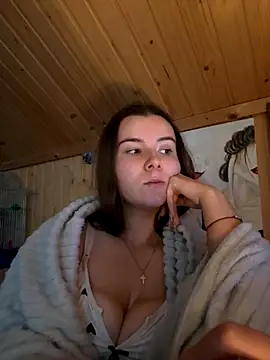 mewKate online show from October 17, 3:04 pm