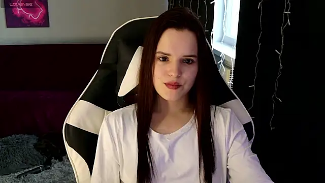 Harleen Moore online show from May 11, 5:20 am