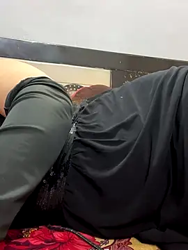 Red-Magic-25 online show from December 19, 8:17 am