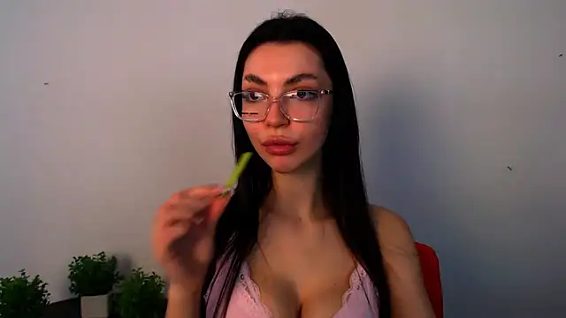 Lexi Jous online show from May 6, 12:20 pm