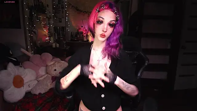 Ink  pleasure online show from May 23, 9:57 pm
