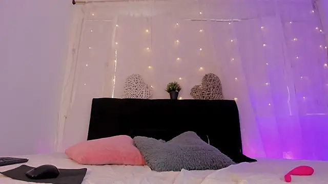 Bonny and carrot online show from October 8, 8:02 pm