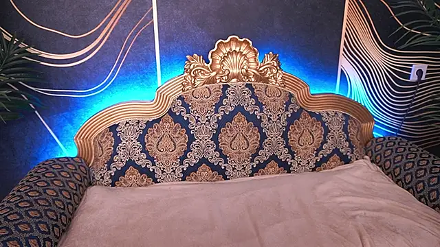 Snapshot of ArielGemme chatting on October 1, 9:42 pm ArielGemme online show from October 1, 9:42 pm