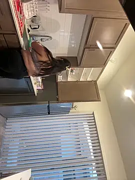 fuck meee online show from April 22, 1:46 am