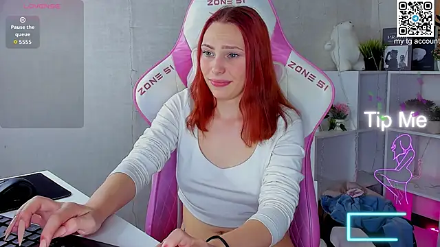 Aliceforfuun online show from September 21, 8:24 am