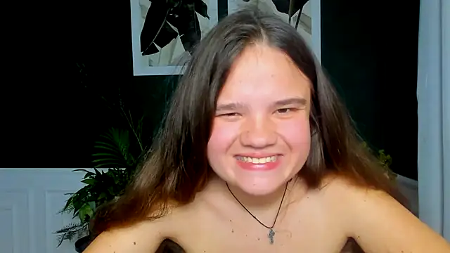 AdeleCruz online show from May 14, 12:22 pm