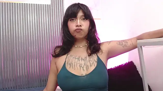 gabriela cortez online show from May 16, 4:04 am