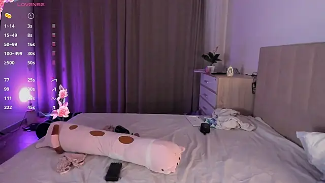 marin light online show from November 29, 9:30 pm