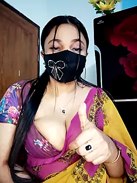 Tina-Sen online show from May 4, 6:33 pm