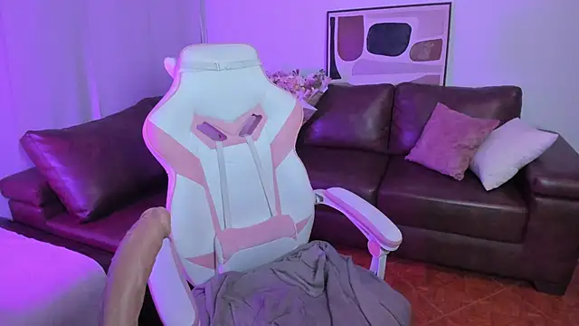 NoaLuxury online show from February 19, 4:12 am