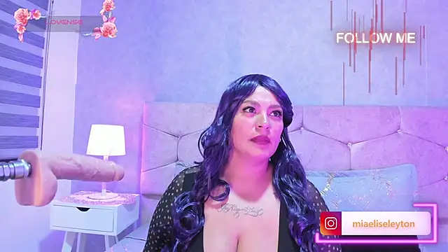 Elise-Leyton online show from October 22, 8:47 pm