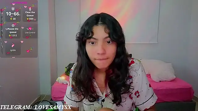 Lovelyamyy online show from May 7, 3:00 am
