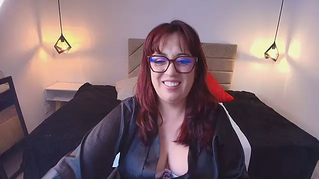 Victoria Adamns online show from April 30, 5:51 pm