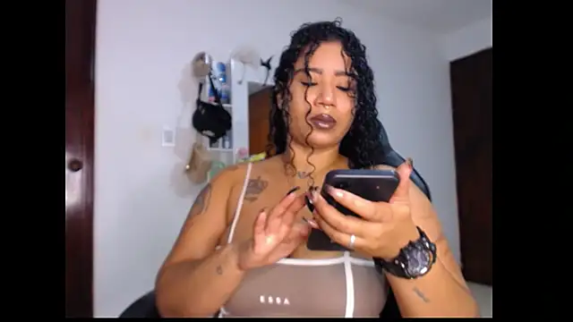 leslycarsson online show from September 10, 2:44 am