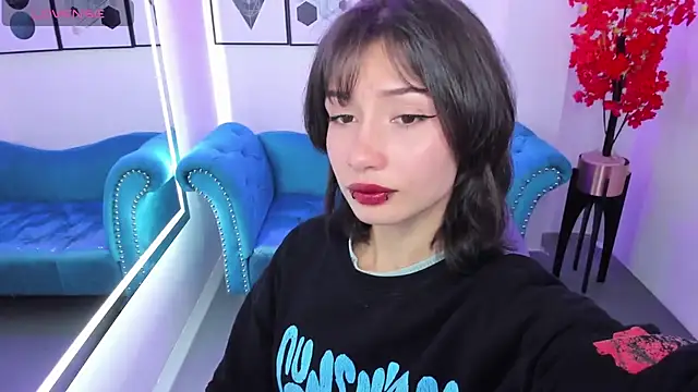 Akaza Hakuji  online show from November 19, 12:38 pm