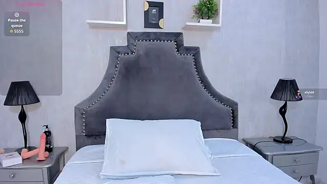 BellaaStorm online show from October 25, 9:21 pm