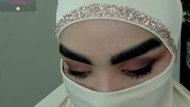 Maissa Alabi online show from November 24, 7:38 pm