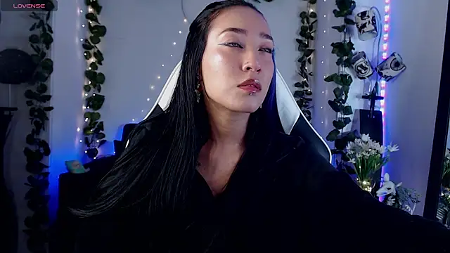 victoria ricci a online show from October 7, 3:44 am