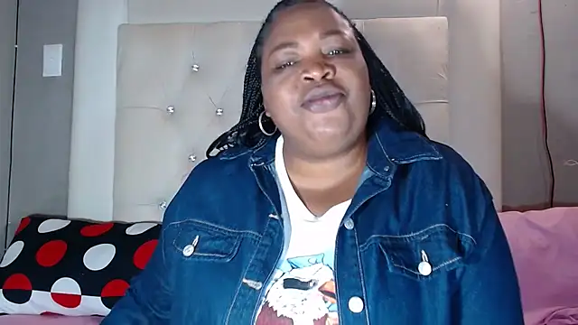 omalicha98 online show from May 4, 5:55 am