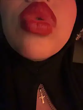 zahra Jalid online show from May 22, 9:46 pm