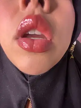 zahra Jalid online show from May 3, 9:40 pm