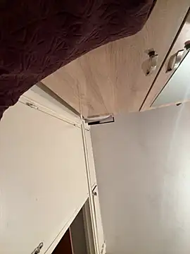 Ahlam7578 online show from March 6, 8:15 pm