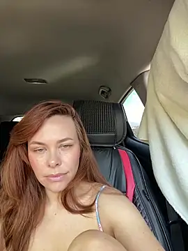 Kelley Allie online show from May 18, 1:06 pm