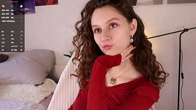 Leya Curly online show from May 20, 10:01 am