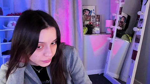 Sahara Shields online show from February 17, 9:41 am