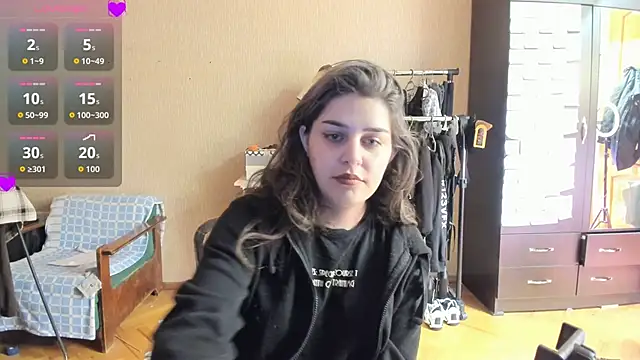  Roselina  online show from May 8, 8:32 pm