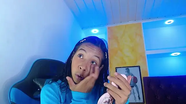 Miss sparkle00 online show from October 14, 4:15 am