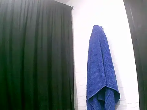 VittoriaTaylor online show from April 10, 3:01 am