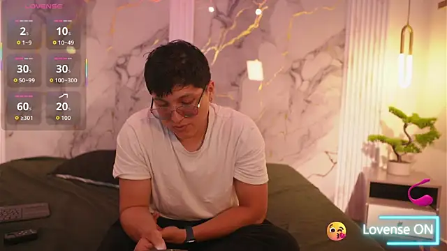 vanilla hot online show from January 10, 7:51 pm