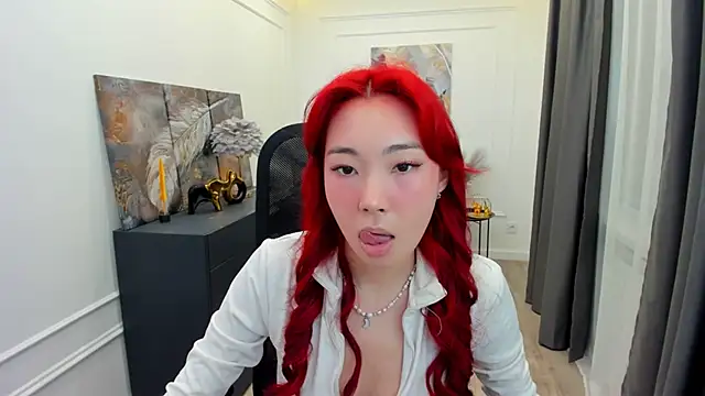 AnnaReyla online show from May 13, 11:16 am