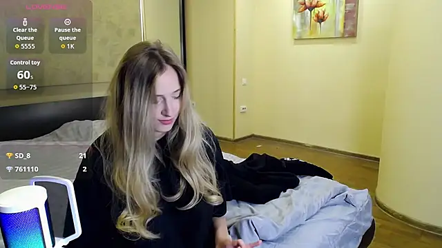 blondyriss online show from September 10, 7:47 pm