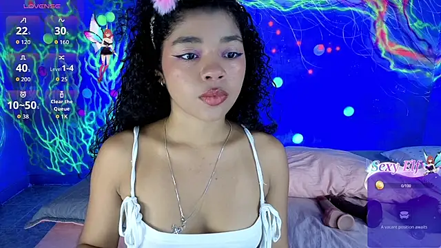 lucie petite online show from February 4, 6:22 pm
