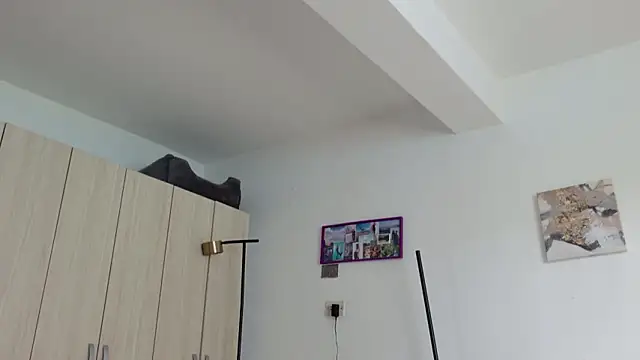 Andrewine89 online show from May 20, 9:01 pm