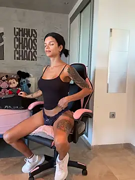 Snapshot of Rosariolovex chatting on September 22, 7:18 am Rosariolovex online show from September 22, 7:18 am